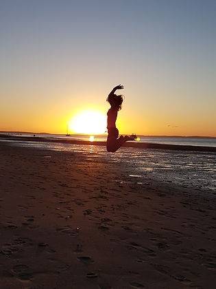 Springen bij zonsondergang